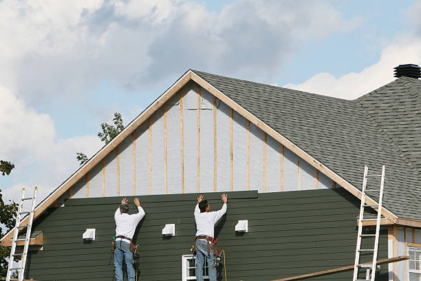Professional Siding Replacement technician working in Albemarle, NC